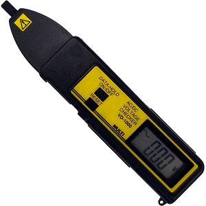 Digital Voltage Checker